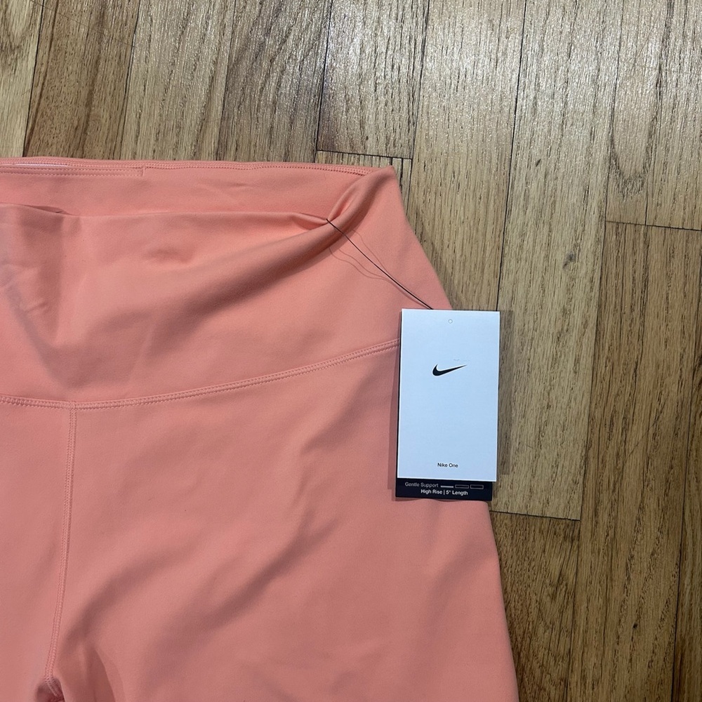 Nike Women’s One High Waisted 5” Dri-Fit Coral Biker Shorts Sz XXL NWT - Picture 2 of 7